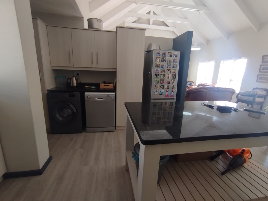 3 Bedroom Property for Sale in Bayview Western Cape
